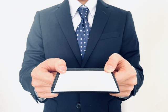 個人サロンの名刺作成方法とは？デザインのポイントを紹介！